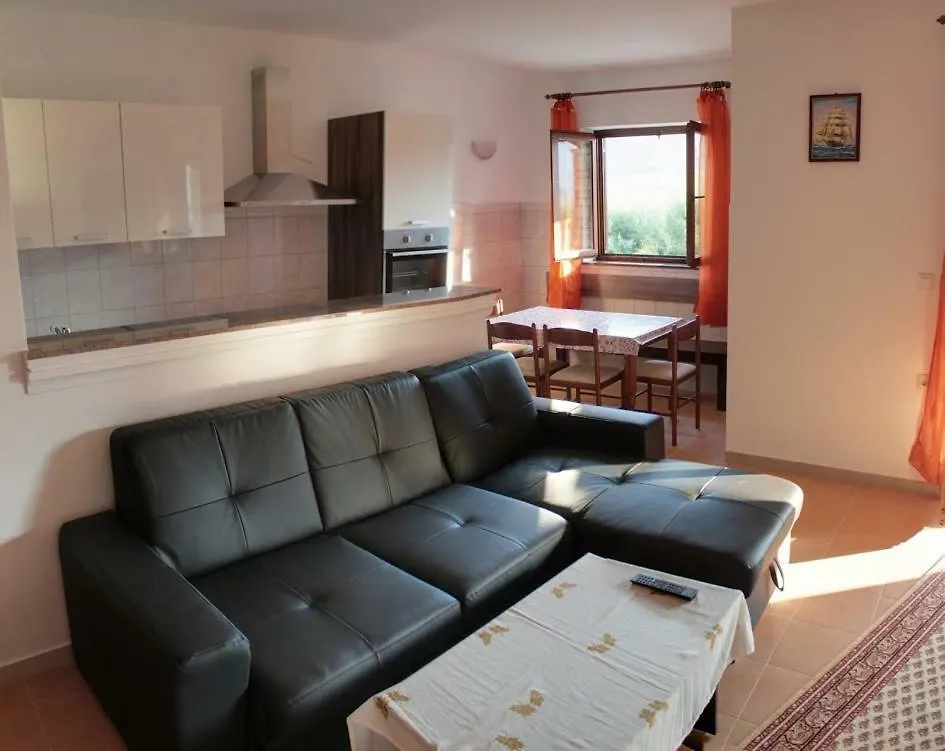 Apartmani Peko Паг 0*,